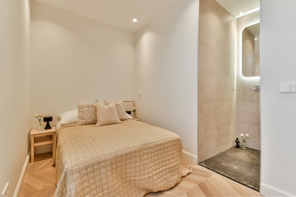 Medium property photo - Kanaalstraat 151H, 1054 XD Amsterdam